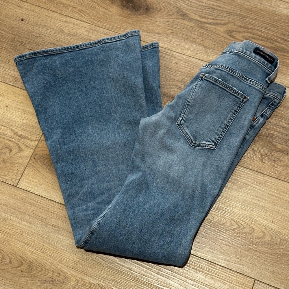 Citizens of Humanity Chloe midrise super flare jeans 27